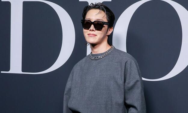 BTS’s J-Hope Reunites With Fellow Boy Band Member Jimin in Accordion Skirt and Armored Boots at Dior’s Fall ’23 Menswear Show