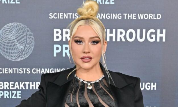 Christina Aguilera Blooms in Rose-Heeled Boots to Celebrate ‘Super Mario Bros. Movie’