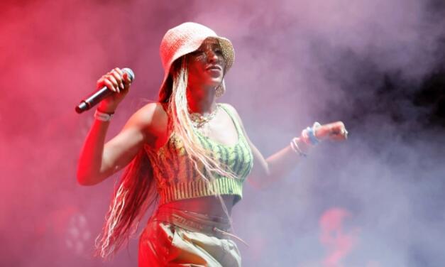 Tinashe Gets Retro with Kaytranda at Coachella 2023 Performance in Lug-Sole Maguire Boots