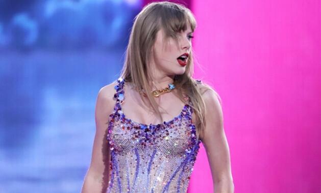 Taylor Swift Sparkles in Bejeweled Versace Bodysuit and Christian Louboutin Boots on Her ‘Eras’ Tour