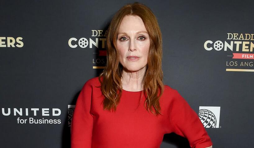 Julianne Moore Weaves Into Bottega Veneta’s Sculpted Mules on ‘Deadline Contenders Film: Los Angeles’ Red Carpet